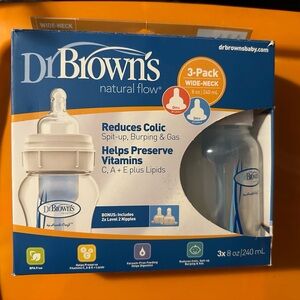 **NEW* Dr. Brown's Natural Flow Baby Bottles - 8 oz - 3pk